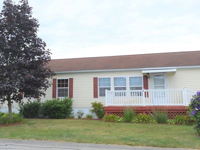 120 Lark Ln, Tiverton, RI, 02878