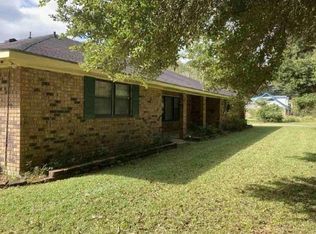 16804 Planchet Rd, Greenwell Springs, LA 70739