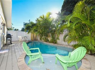 108 39th St APT 2, Holmes Beach, FL 34217