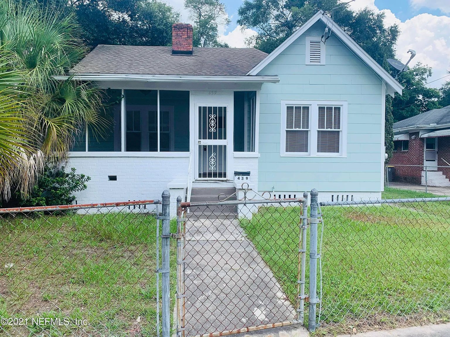 3 bed, 1.0 bath, 1544 sqft, $1,350 — Photo 2