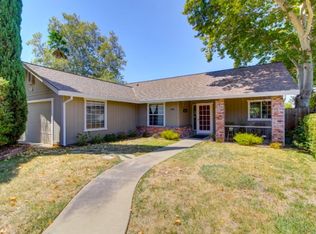 9435 Roseburg Ct, Sacramento, CA 95826