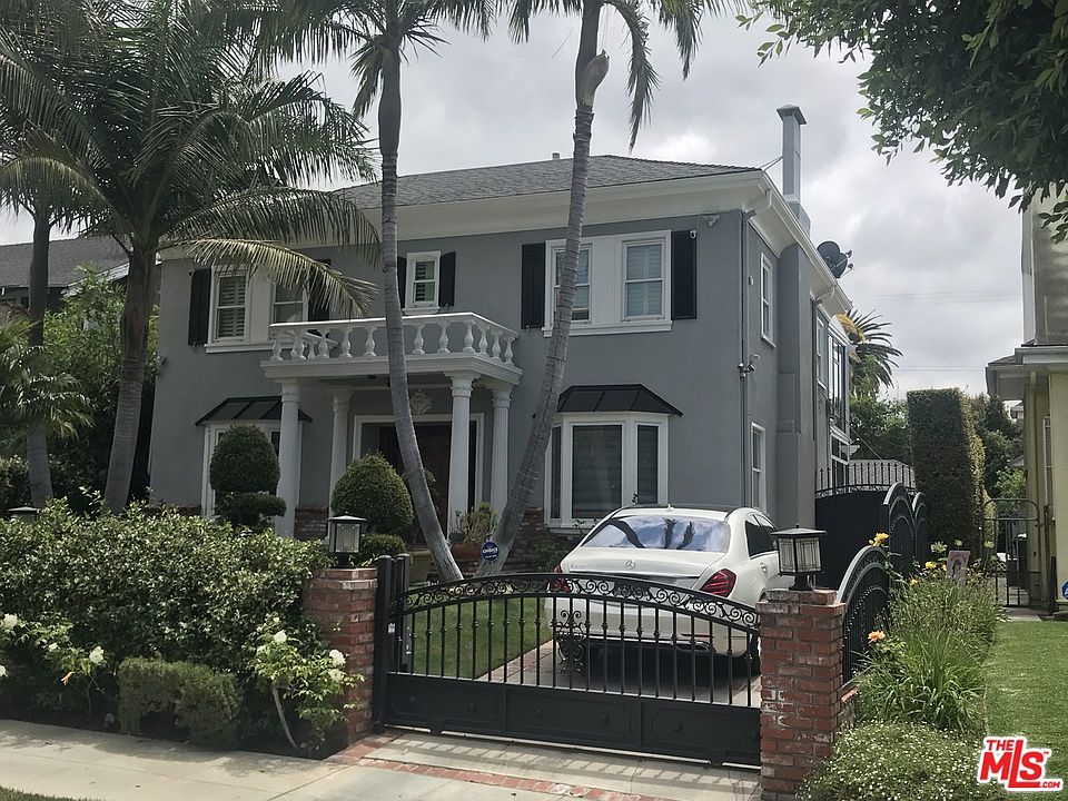 1st image of 736 S Bronson Ave