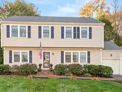 8 Hickory Rd, Norwood, MA, 02062