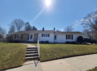 417 New York Ave, Manitowoc, WI 54220
