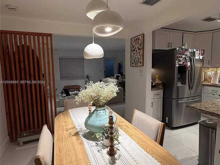 1902 N 24th Ave — Photo 17