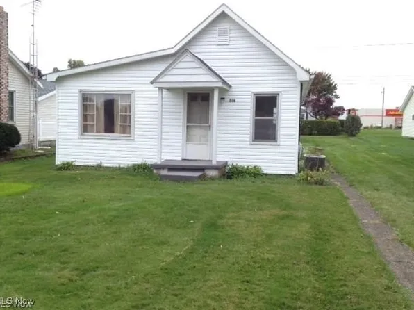 318 Prospect St, Dover, OH 44622