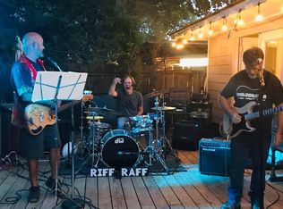 1222 Radam Cir, Austin, TX 78745