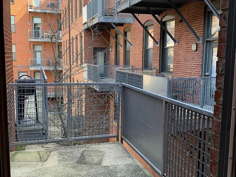 1211 Light St #204 — Photo 28