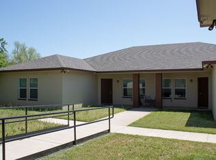 1522 N Ruddell St, Denton, TX 76209