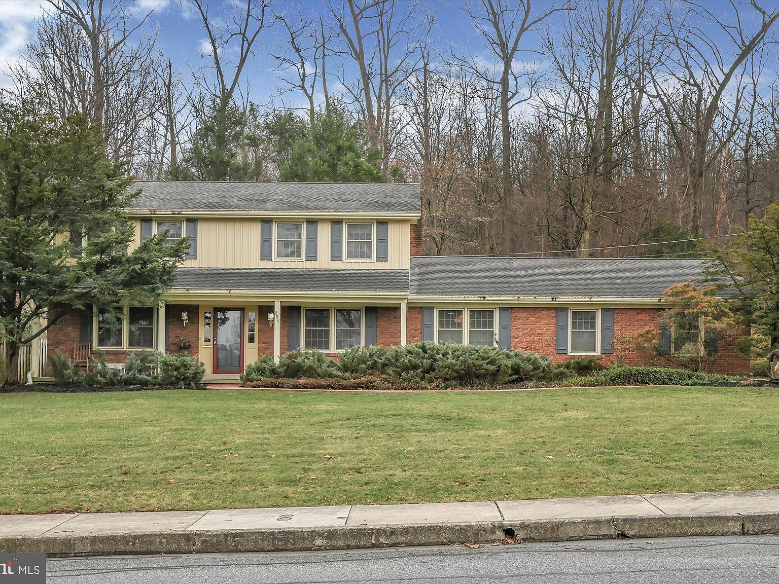 885 N Maple St, Ephrata, PA 17522 Zillow