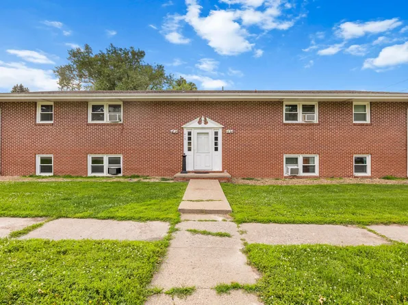 Sprint Depot Apartments, 413 S 2nd St Unit 1, Knoxville, IA 50138