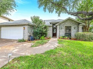 1207 Lyles Loop, Laredo, TX 78045