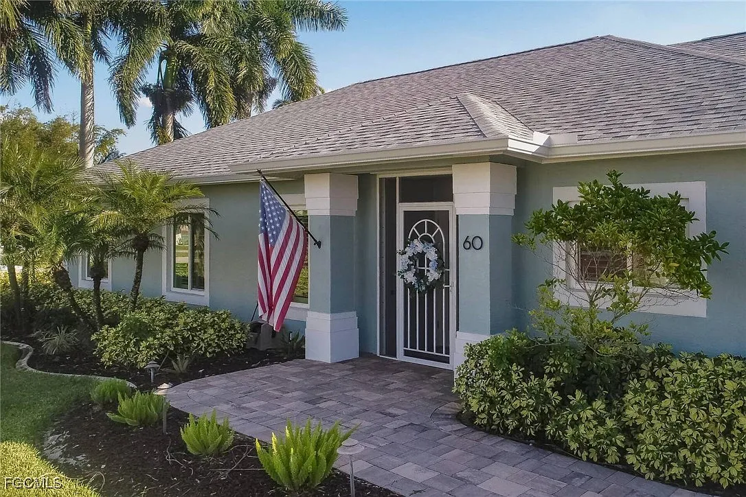 3 bed, 2.0 bath, 1860 sqft, $11,400 — Photo 3