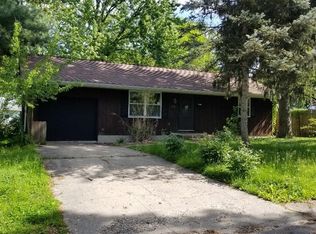 515 Tyler Ave, Charleston, IL 61920