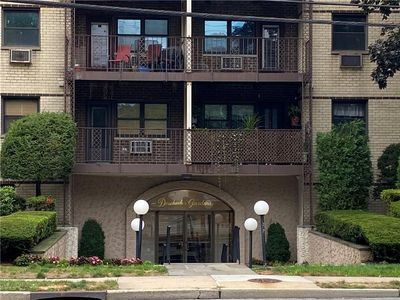 2261 Palmer Avenue #1N, New Rochelle, NY, 10801