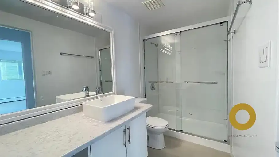 2 bed, 1.0 bath, 910 sqft, $2,400 — Photo 4