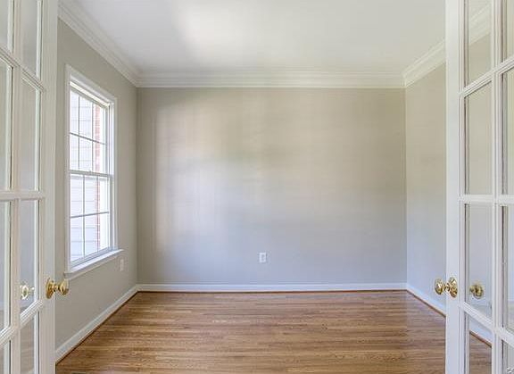 3rd image of 10605 Tuckerman Ct