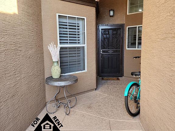 3rd image of 15548 W Catalina Dr