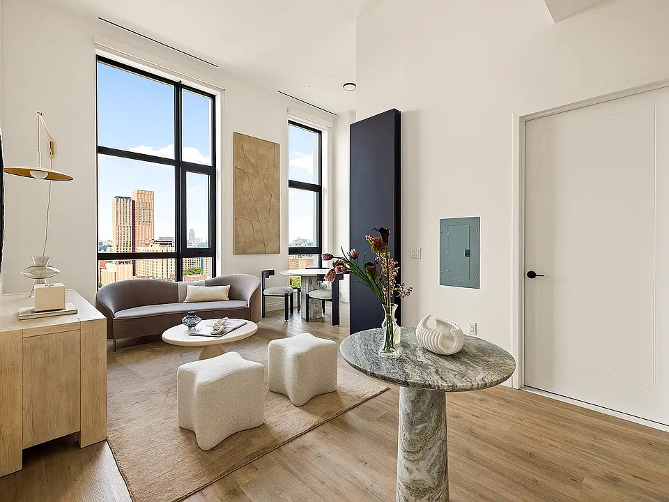 205 E 110th St #712