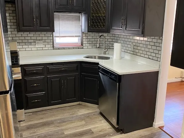 76-22 250th St, Bellerose, NY 11426