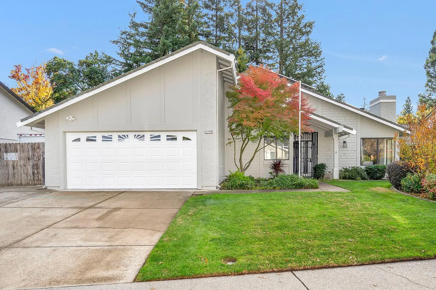 11142 Jordan River Ct photo 1