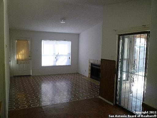 3rd image of 9242 Echo Port Dr