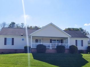 343 Indigo Ln, Somerset, PA