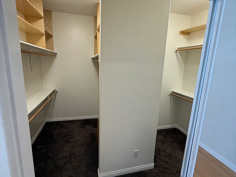 walk-in closet