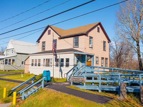 39 Waller St, Piercefield, NY 12973