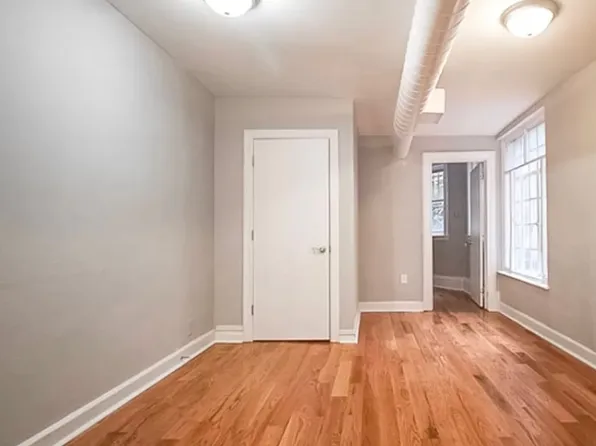 (undisclosed Address), Carle Place, NY 11514