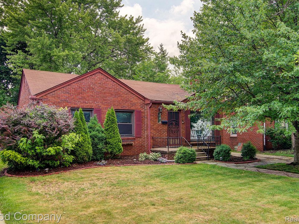 1st image of 4246 Elmwood Ave