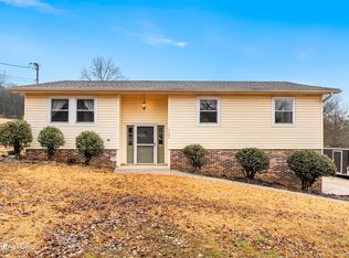 1703 Scott Rd, Louisville, TN 37777