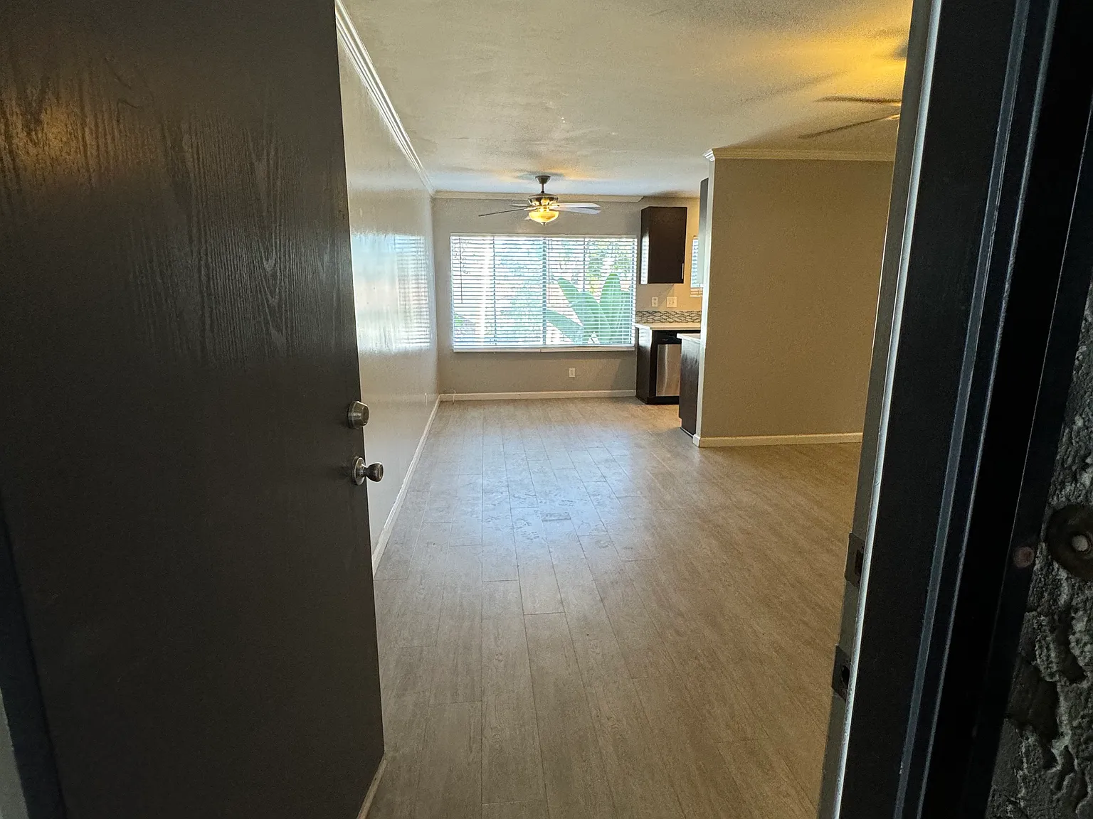 3038 Broadway — Photo 1