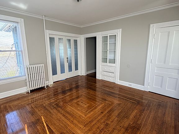 2nd image of 515 Quinnipiac Ave #2
