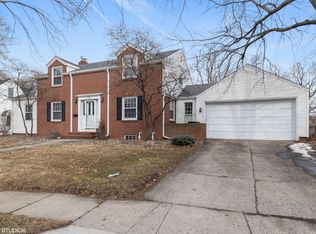 1040 Ridgewood Ave, Ames, IA 50010