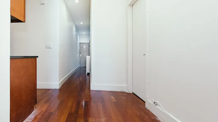 Rented by Nooklyn NYC LLC | media 34