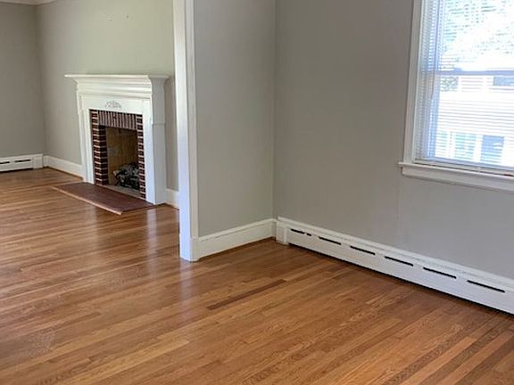 5th image of 414 Jefferson St