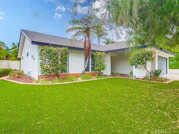 2nd image of 13630 Portofino Dr