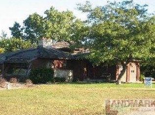 5755 Pheasant Ridge Rd, Manhattan, KS 66502