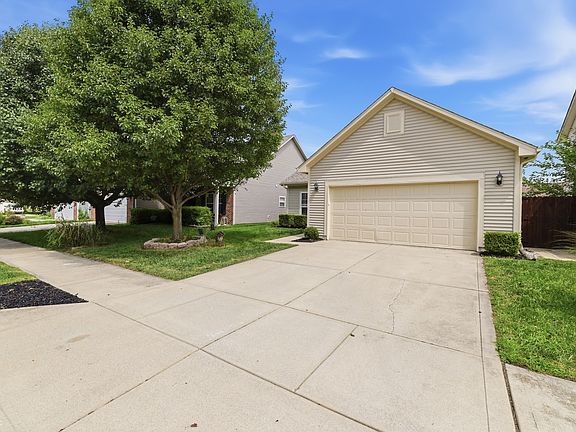 5th image of 1052 Lichfield Ln