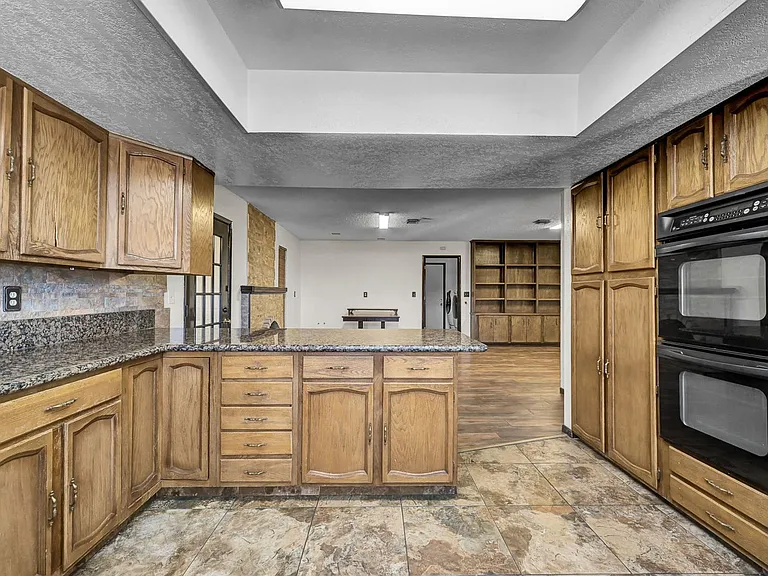 6975 Obannon Dr — Photo 15