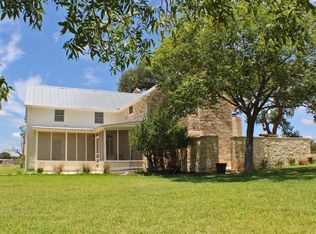 246 Pehl Ln, Fredericksburg, TX 78624