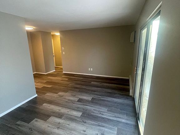 3rd image of 1710 Elder St APT 203