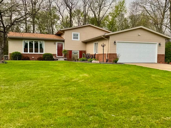 2030 Zircon St NE, Canton, OH 44721
