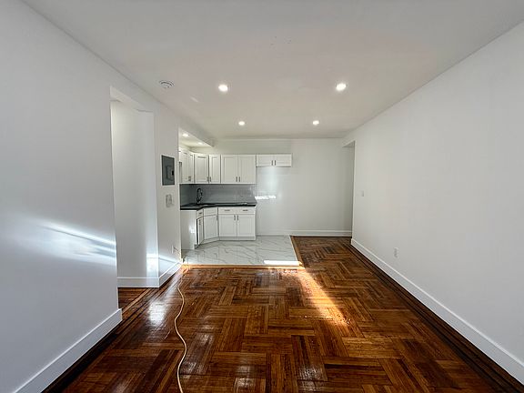 3rd image of 250 Clarkson Ave APT 415
