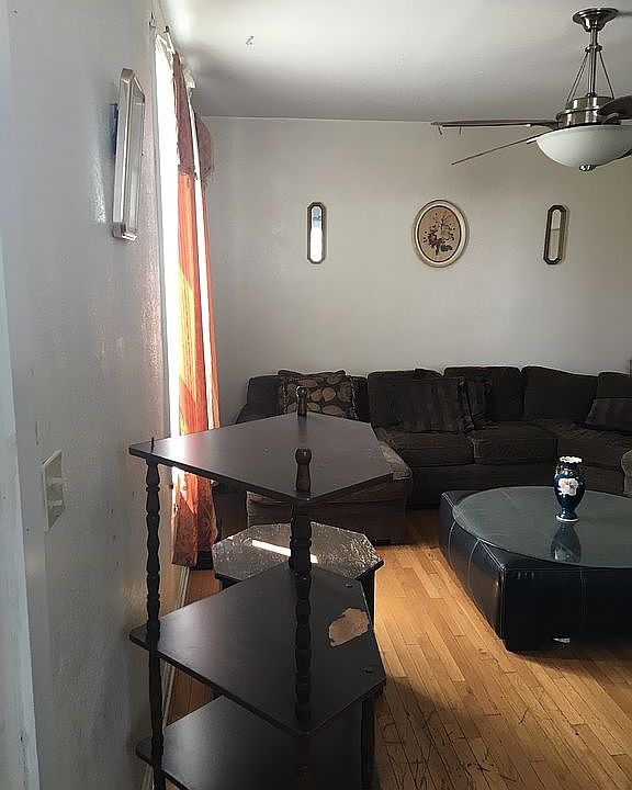 1st image of 4921 Arlington Ave