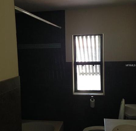 3rd image of 400 Orchid Springs Dr APT 2