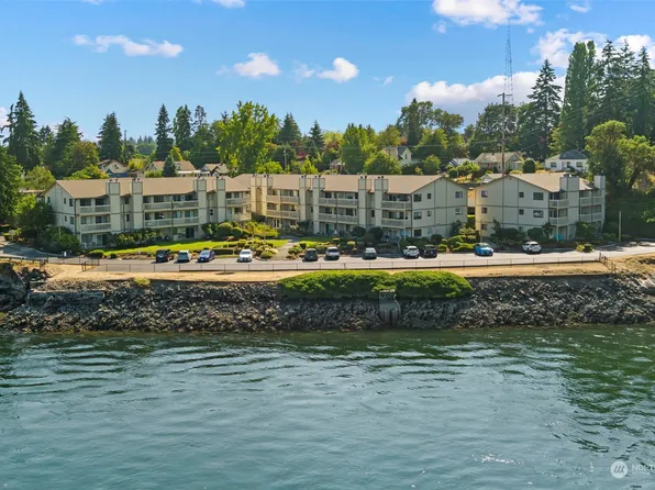 1735 Park Ave #B-105, Bremerton, WA 98337