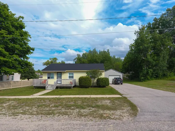 165 Dueltgen St, Rogers City, MI 49779