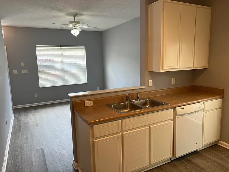 3153 Allison Marie Ct — Photo 8